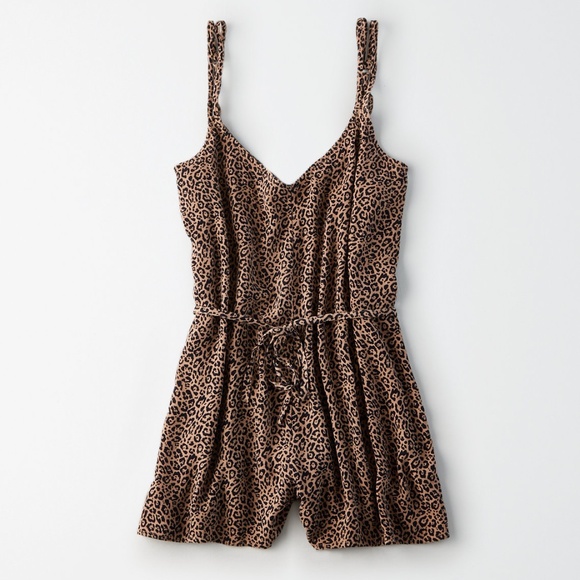 Leopard Print Romper - Picture 5 of 8